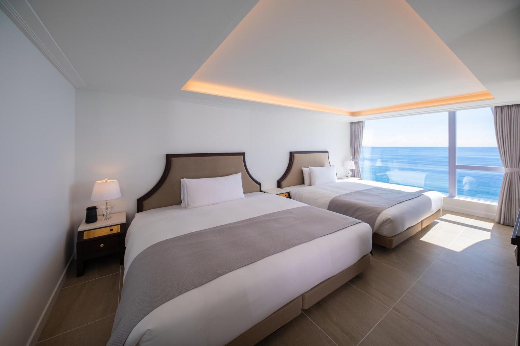 Hayama Hotel Otowa No Mori Yokosuka Extérieur photo
