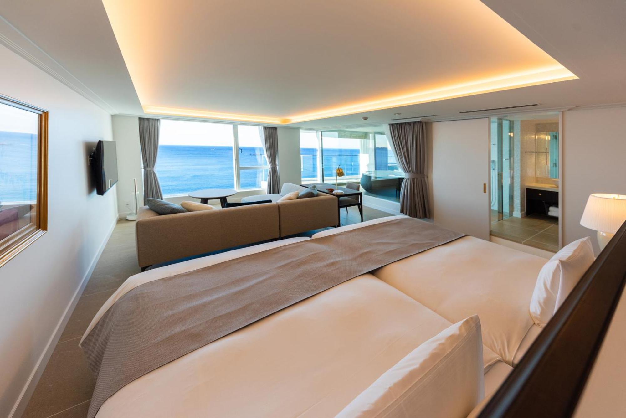 Hayama Hotel Otowa No Mori Yokosuka Extérieur photo